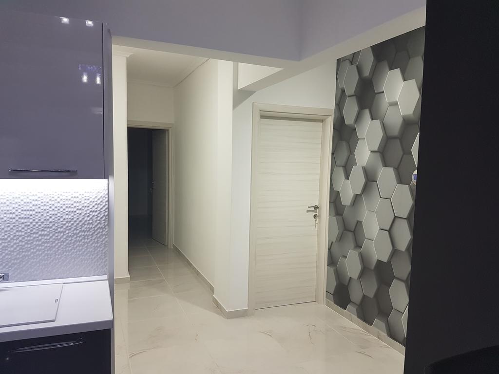 Route 77 Apartment Солун Екстериор снимка