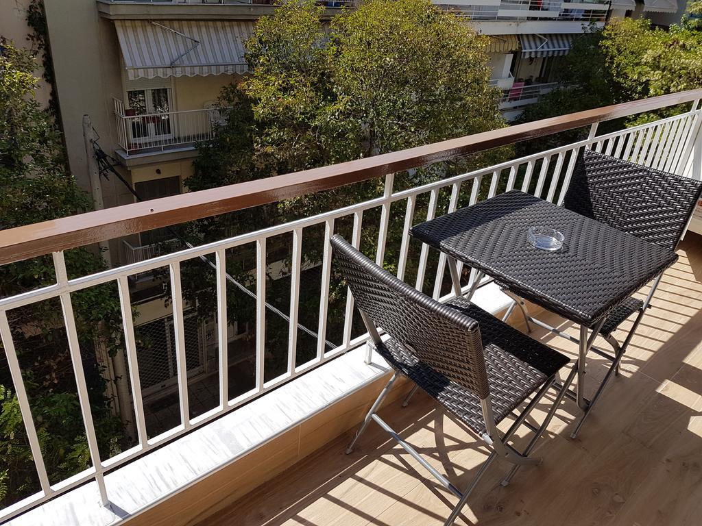 Route 77 Apartment Солун Екстериор снимка