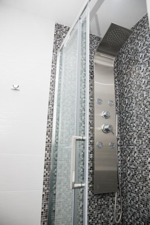 Route 77 Apartment Солун Екстериор снимка