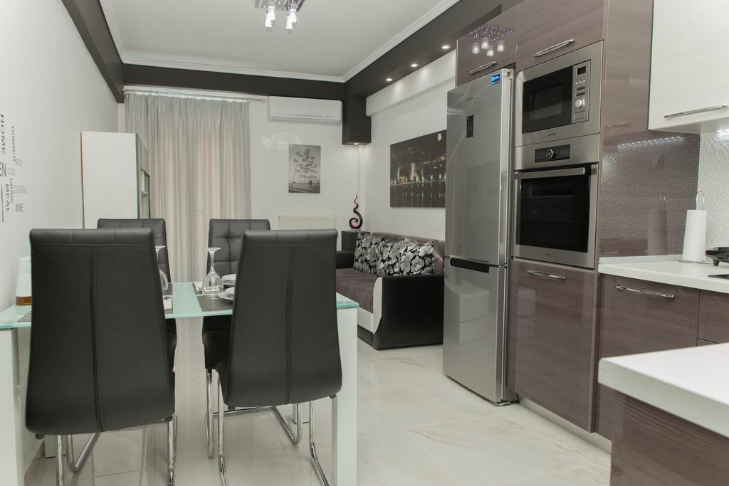 Route 77 Apartment Солун Екстериор снимка